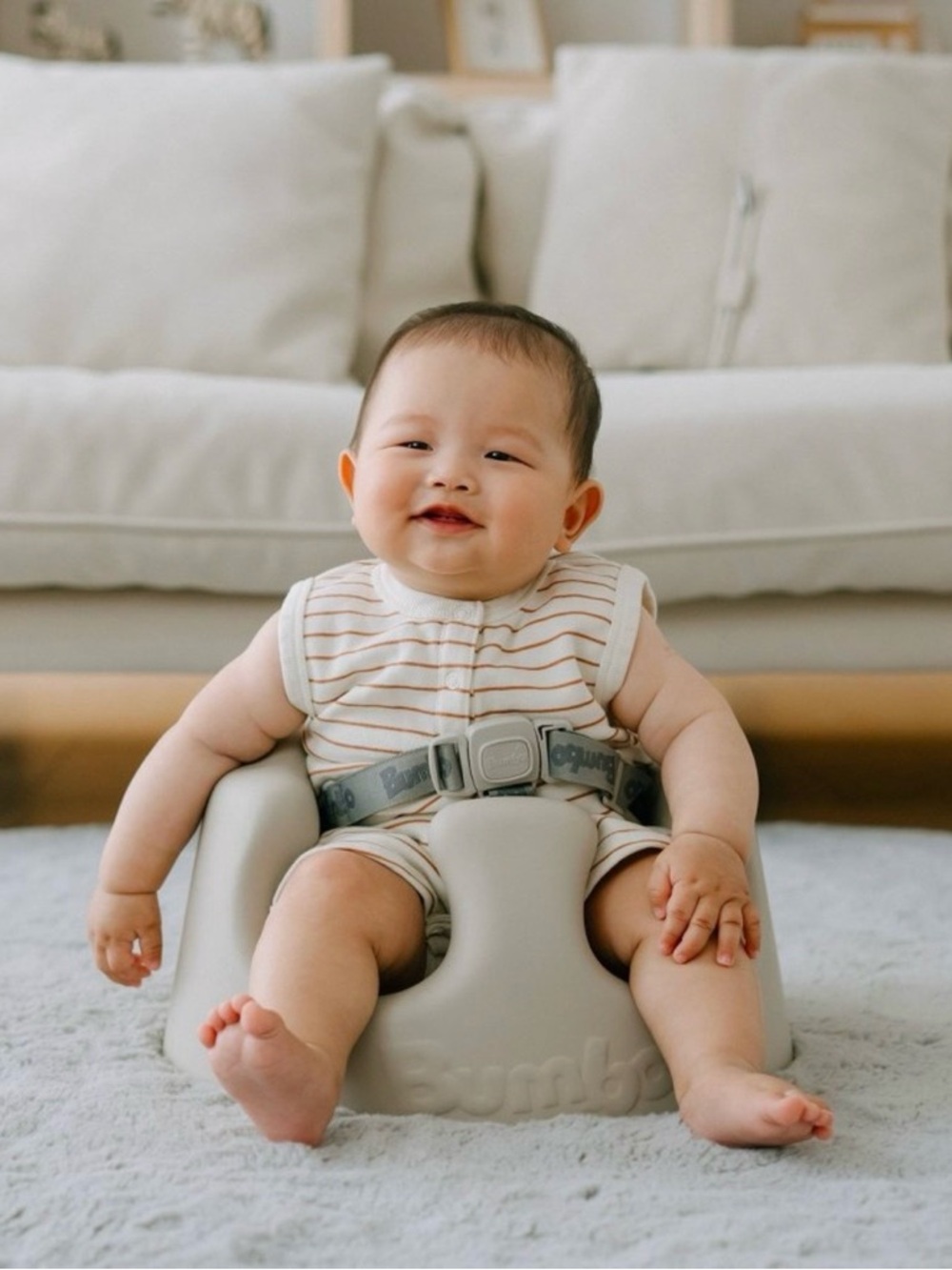 Bumbo Floor Seat PLUS+ with Tray Infant Positioning
Seat - Taupe - Picture 6 of 11